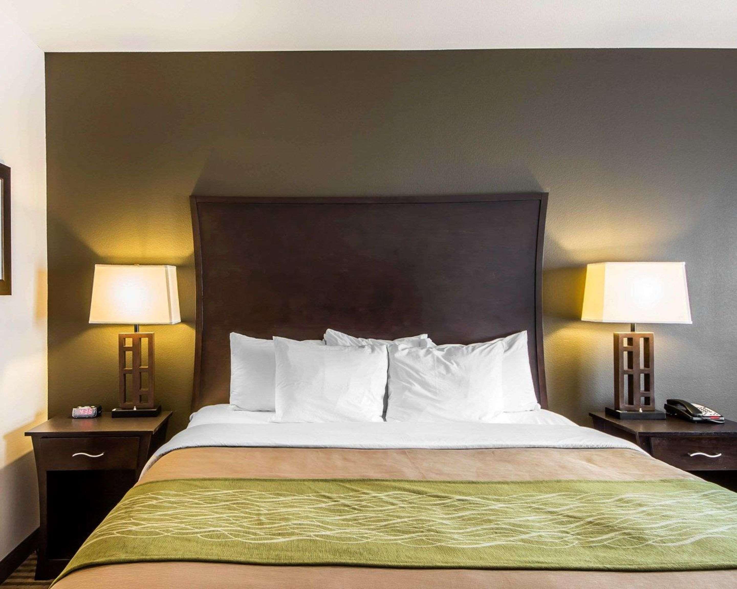 Comfort Inn & Suites Alva Bagian luar foto