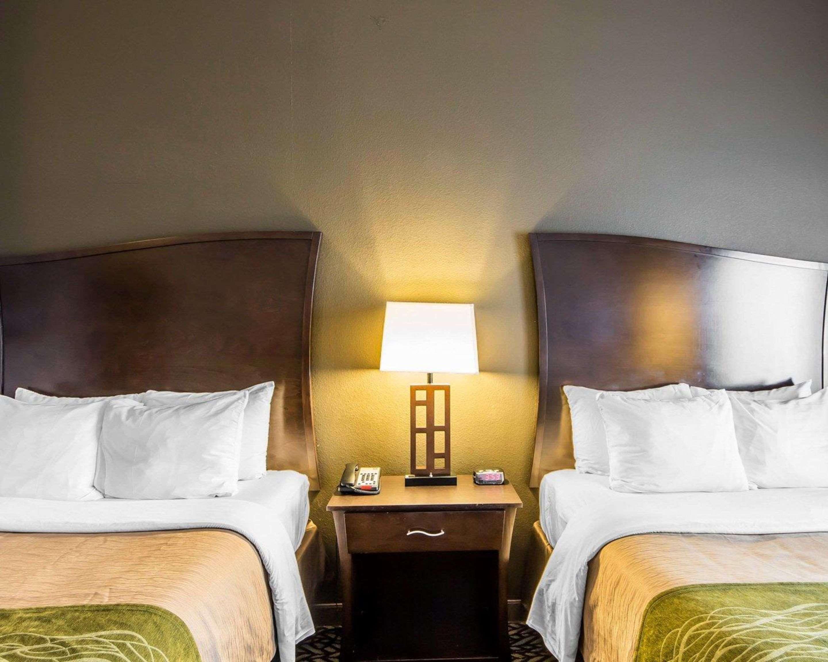 Comfort Inn & Suites Alva Bagian luar foto