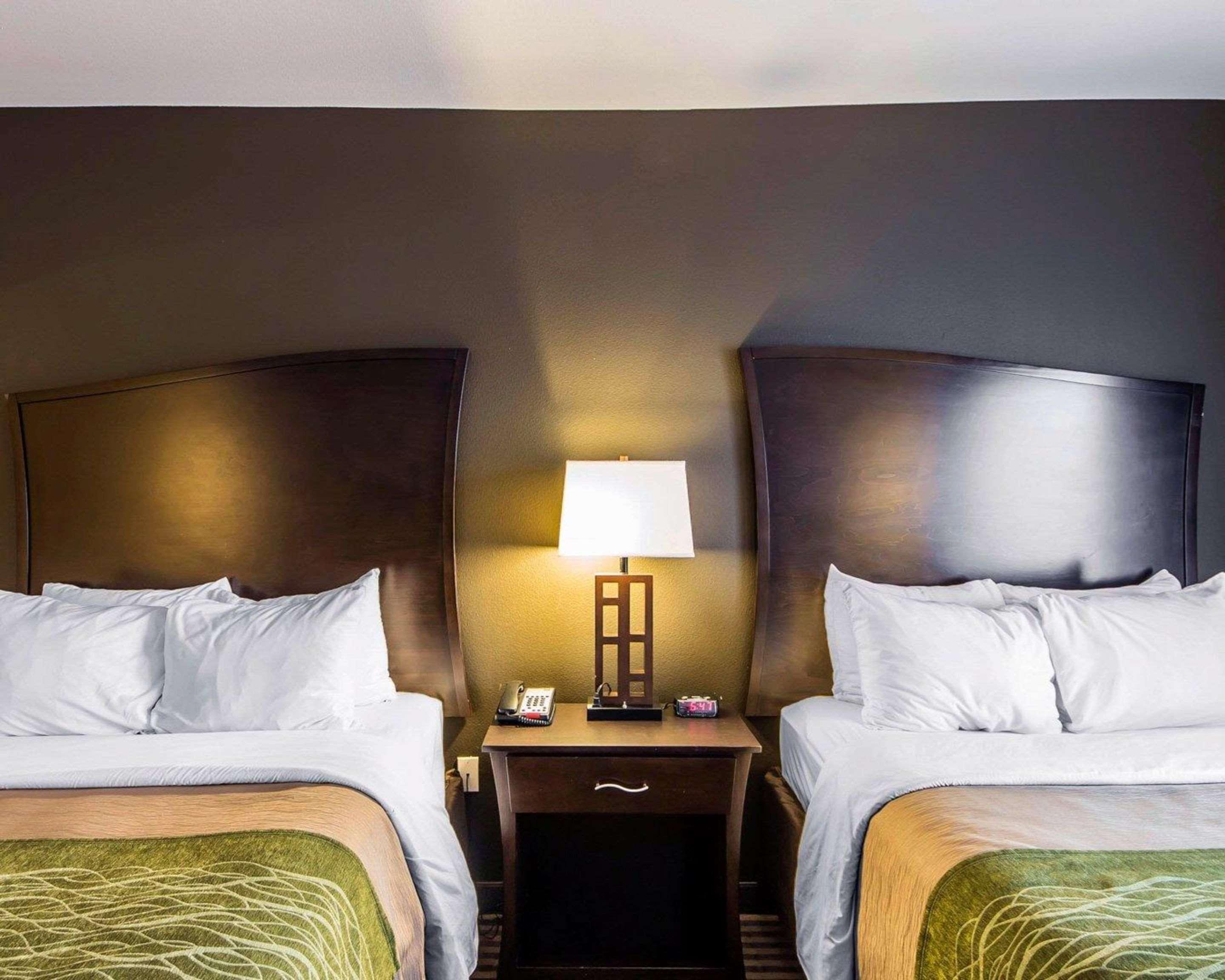 Comfort Inn & Suites Alva Bagian luar foto