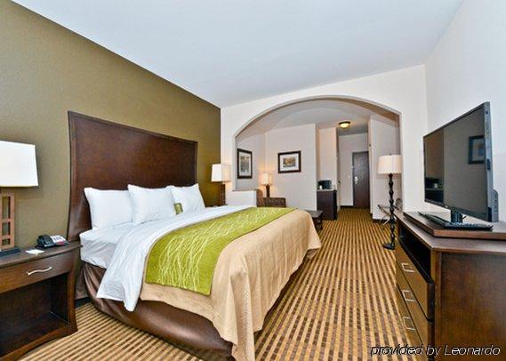Comfort Inn & Suites Alva Bagian luar foto
